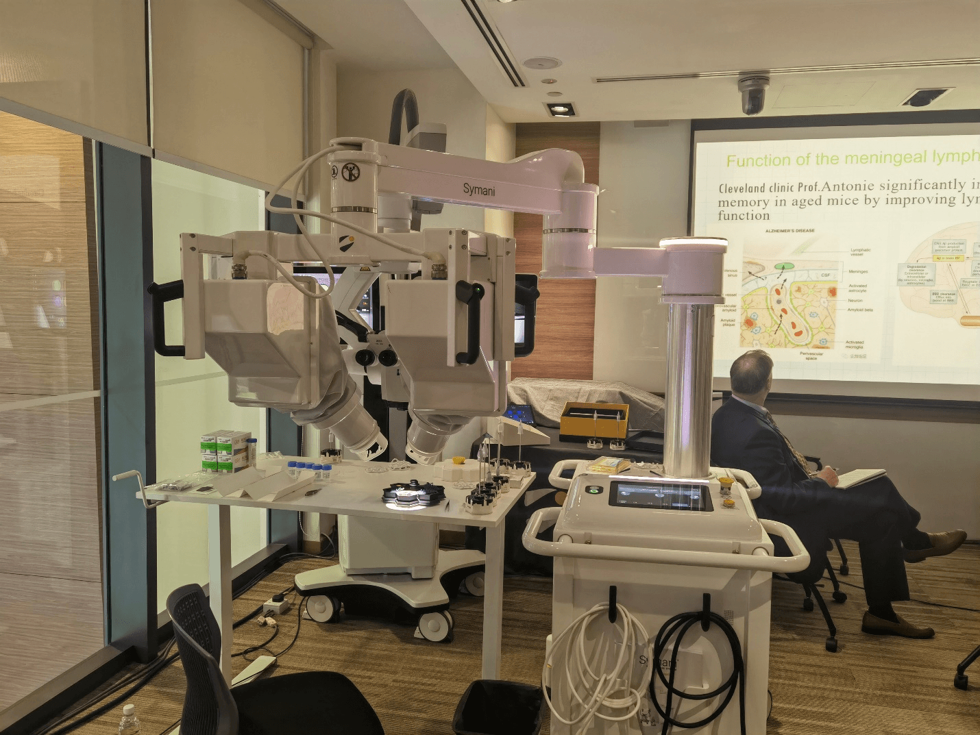 Symani machine